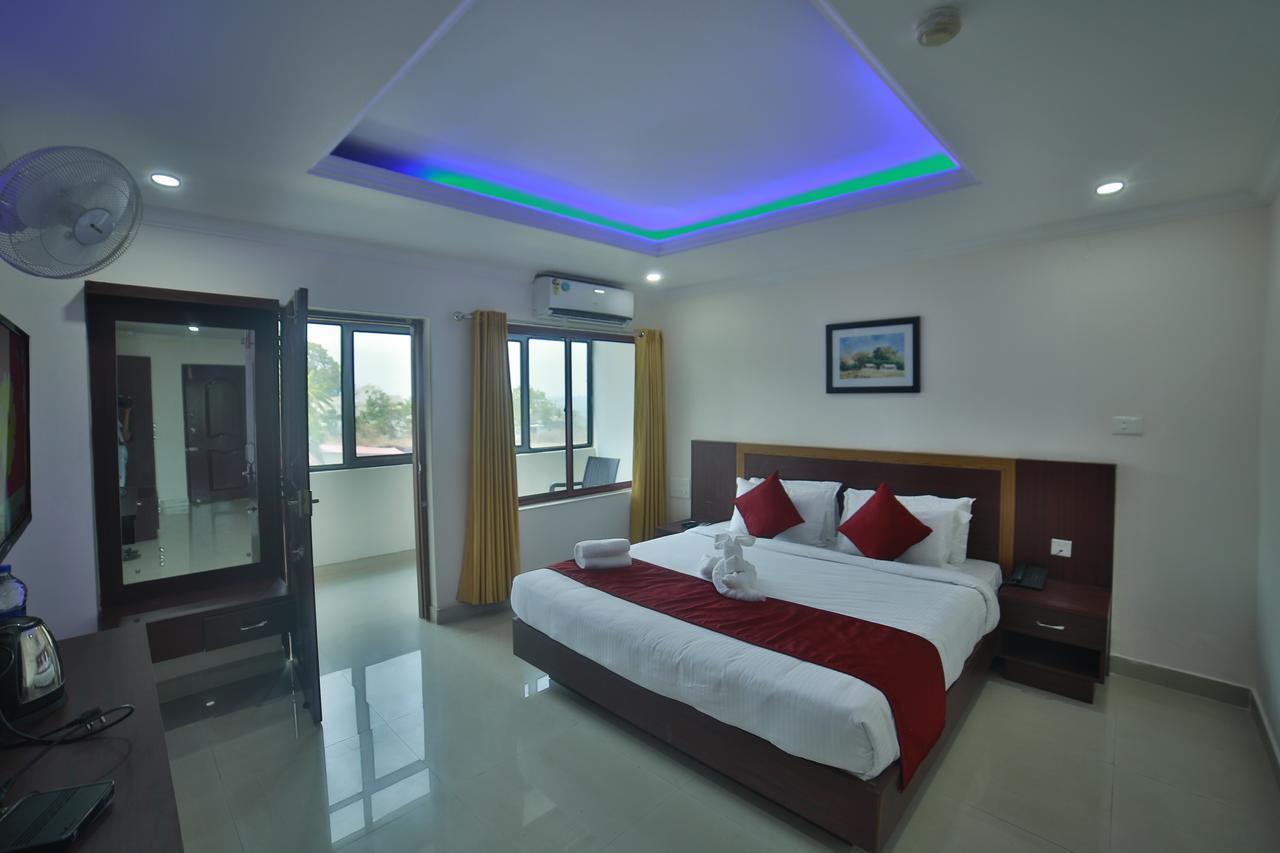 Hotel Horizon International Taliparamba Exterior photo