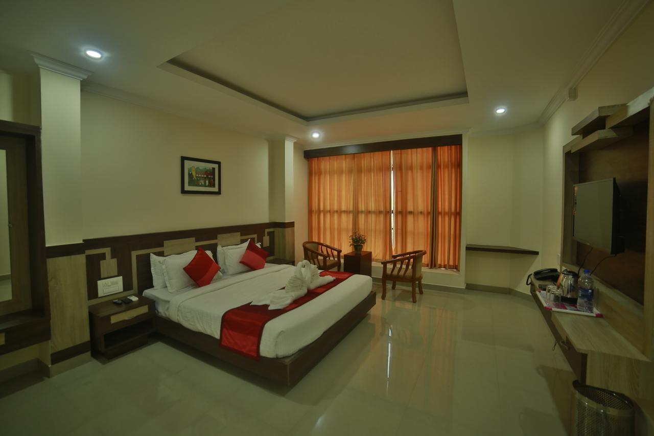 Hotel Horizon International Taliparamba Exterior photo